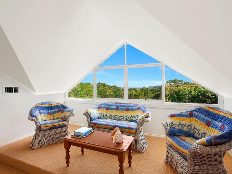 18 South Pacific Drive, Macmasters Beach NSW 2251