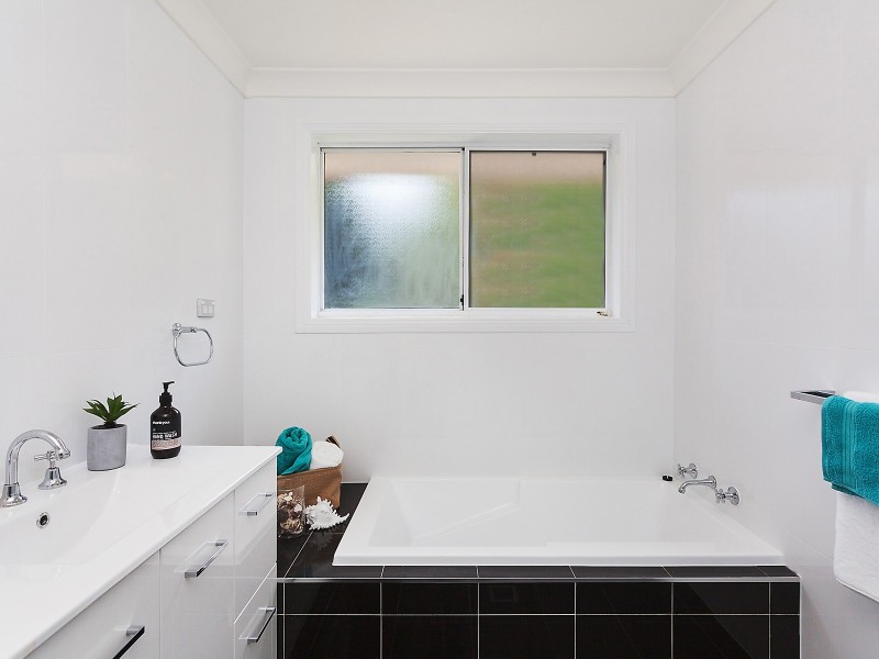 1 Adina Place, Wamberal NSW 2260