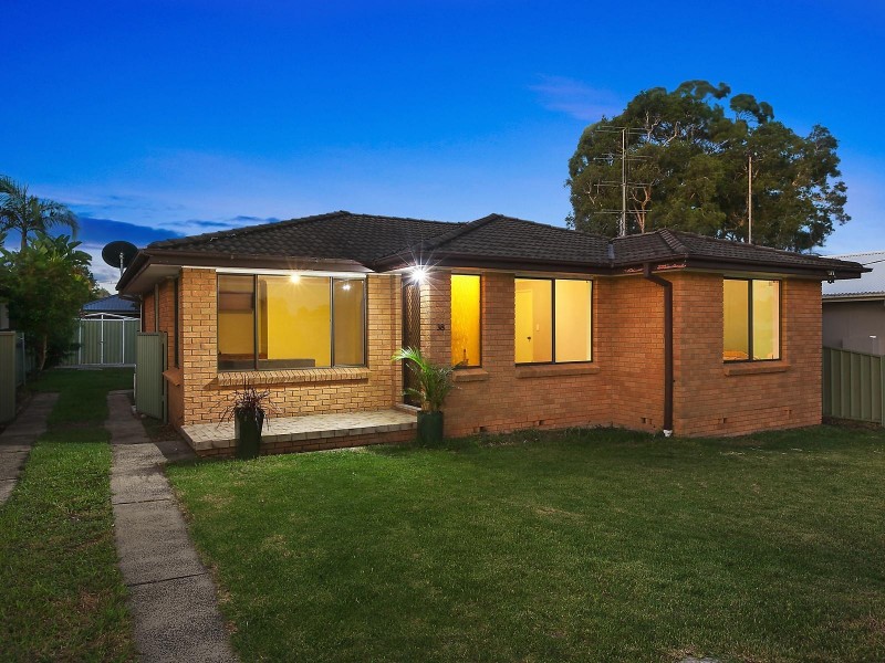 38 Second Avenue, Toukley NSW 2263
