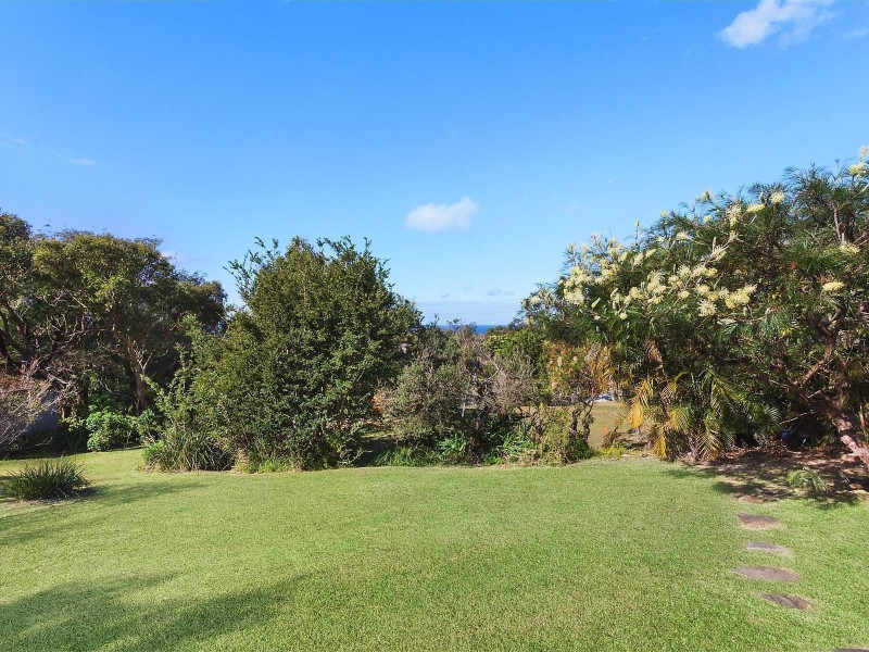 32 Ocean Drive, Macmasters Beach NSW 2251