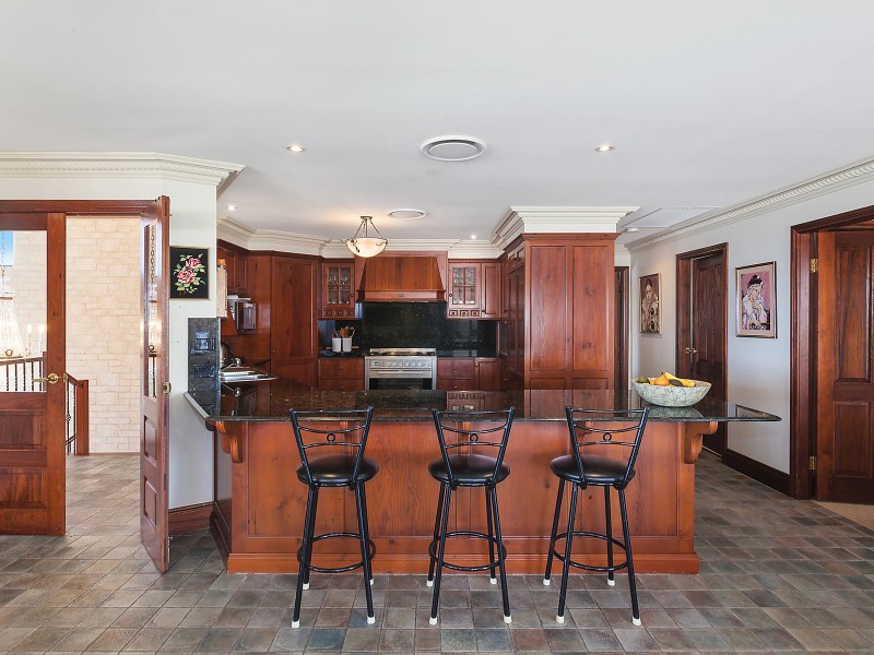 33 McGee Avenue, Wamberal NSW 2260