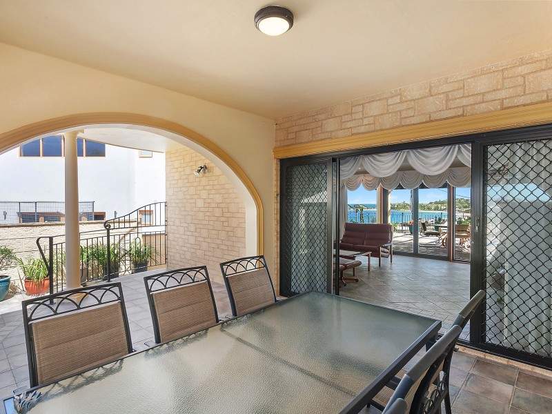 33 McGee Avenue, Wamberal NSW 2260