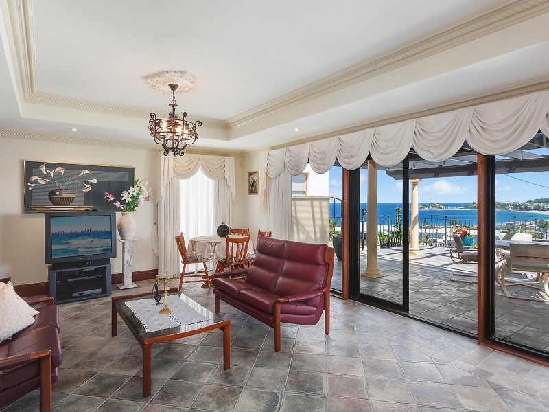 33 McGee Avenue, Wamberal NSW 2260