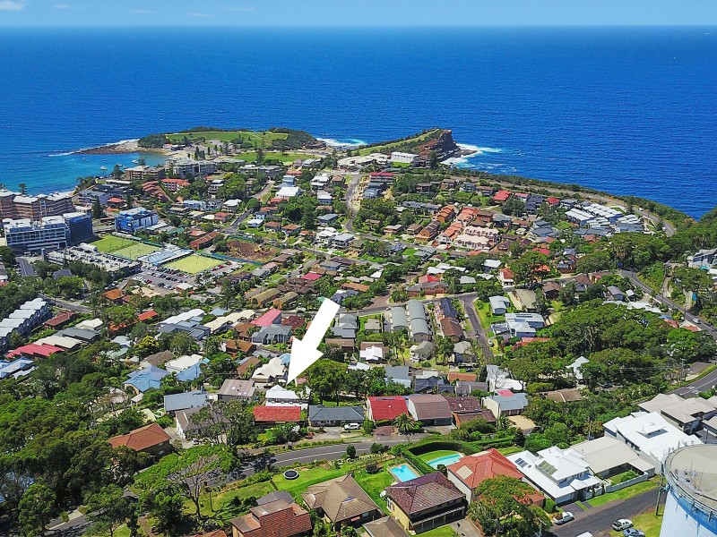 2/55 Kurrawyba Avenue, Terrigal NSW 2260