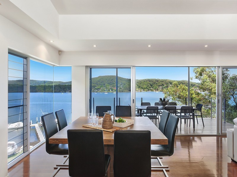 11 Wharf Street, East Gosford NSW 2250