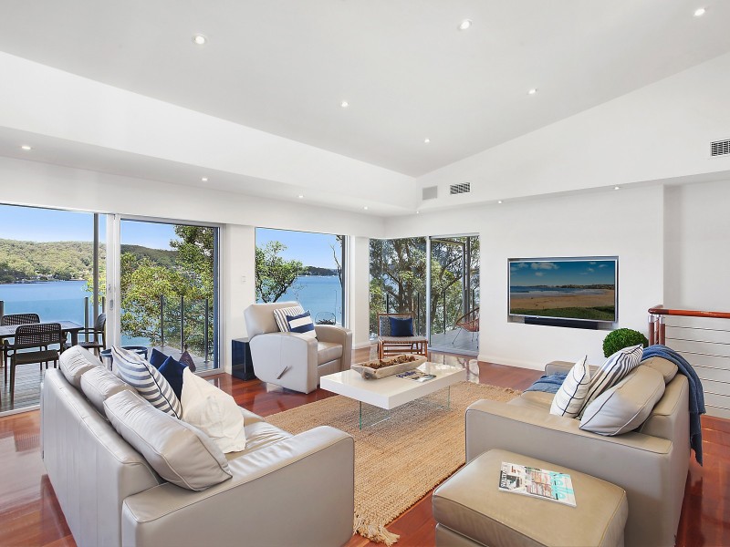 11 Wharf Street, East Gosford NSW 2250