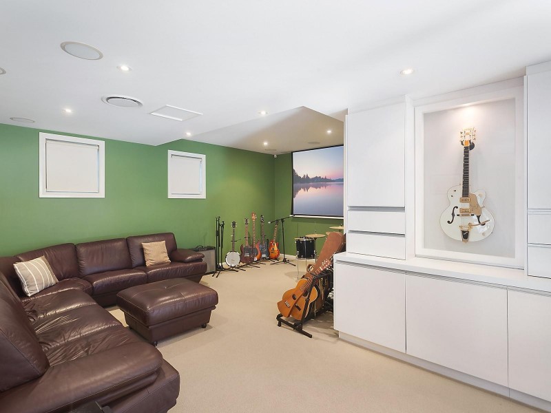 11 Wharf Street, East Gosford NSW 2250