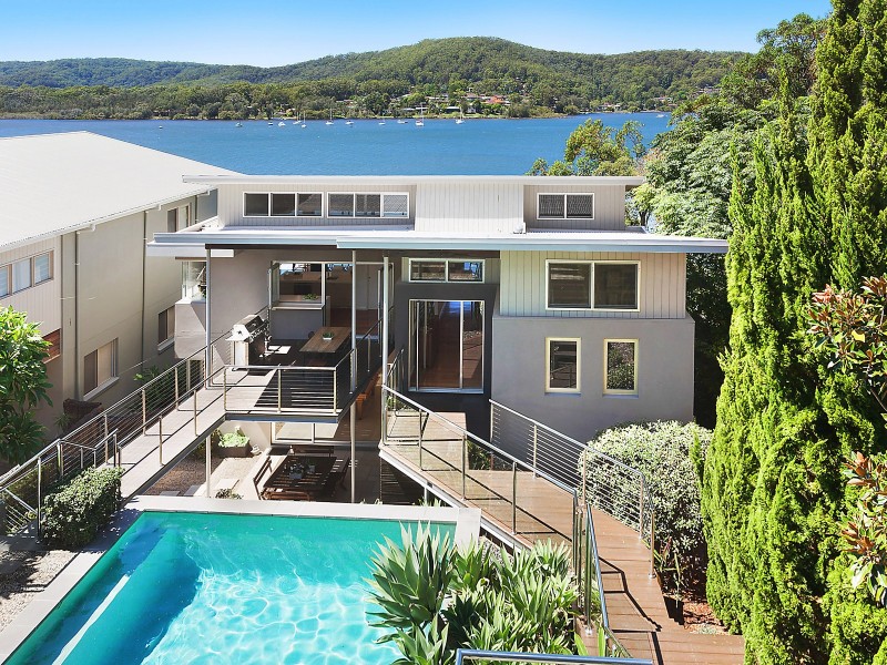 11 Wharf Street, East Gosford NSW 2250