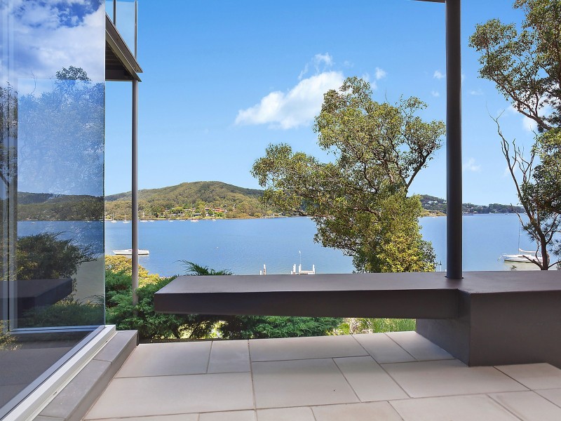 11 Wharf Street, East Gosford NSW 2250