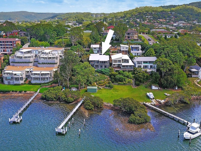 11 Wharf Street, East Gosford NSW 2250
