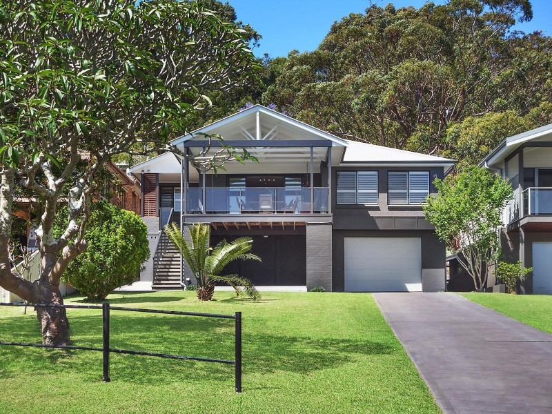 9 Venice Road, Pretty Beach NSW 2257