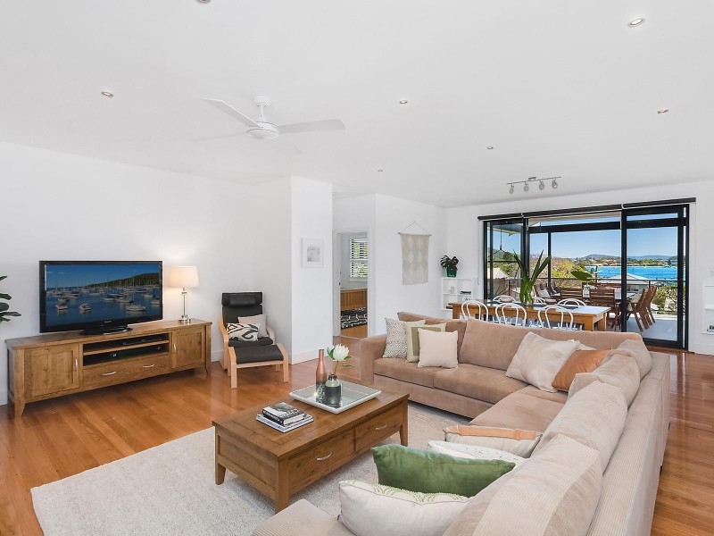 9 Venice Road, Pretty Beach NSW 2257