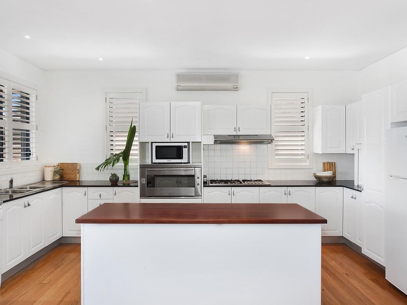 9 Venice Road, Pretty Beach NSW 2257