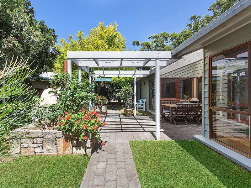 3 South Pacific Drive, Macmasters Beach NSW 2251