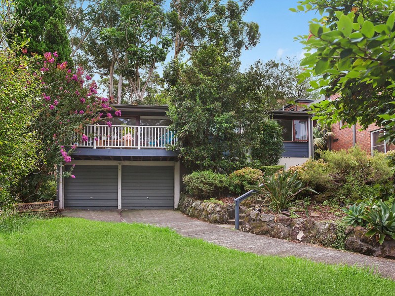 63 Lake Shore Drive, North Avoca NSW 2260