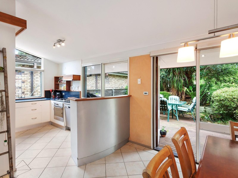 63 Lake Shore Drive, North Avoca NSW 2260