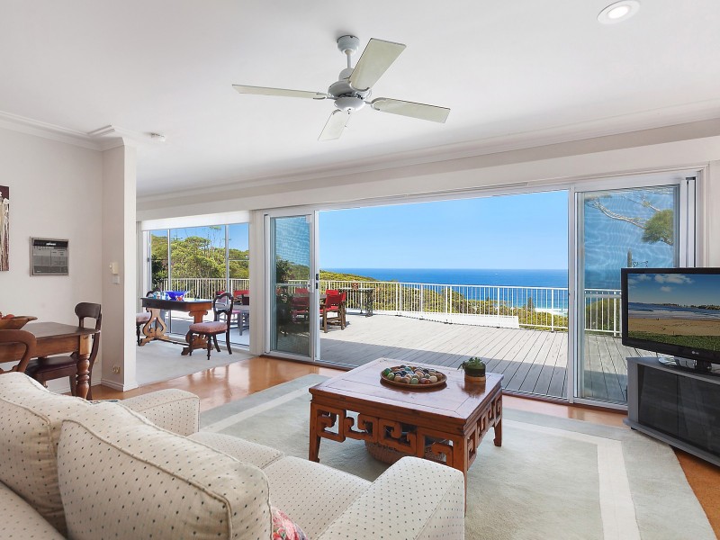 23 Table Top Road, North Avoca NSW 2260