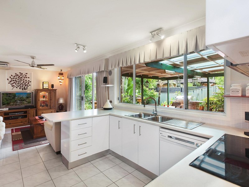 10 Edmondson Crescent, Kincumber NSW 2251