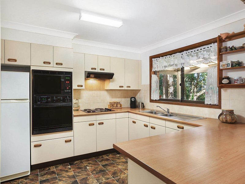 185 Copacabana Drive, Copacabana NSW 2251