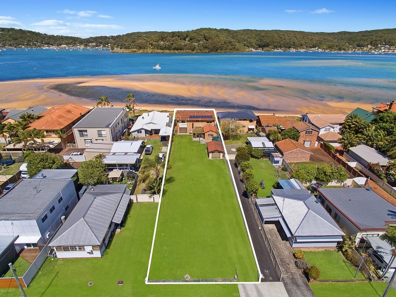 264 Booker Bay Road, Booker Bay NSW 2257