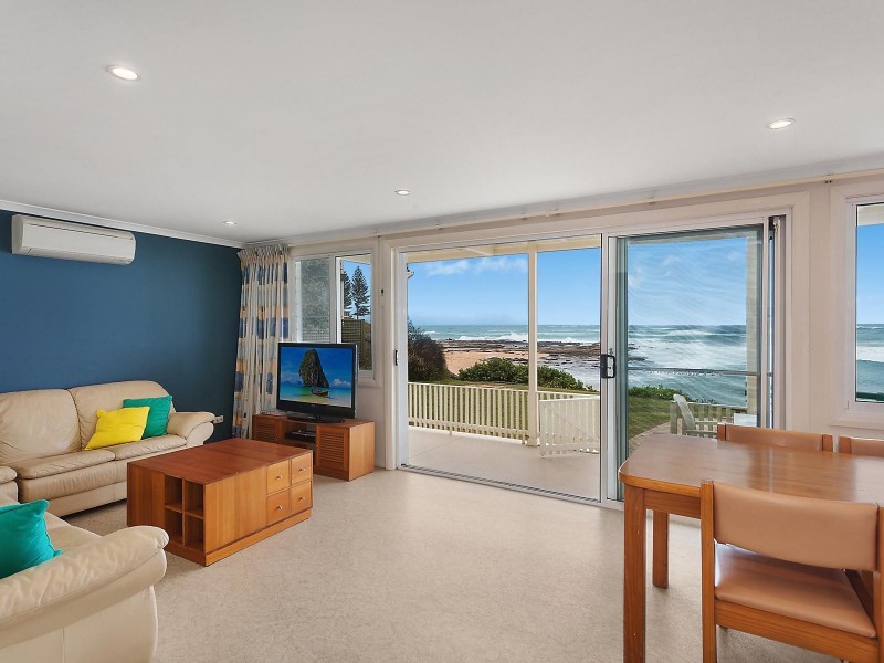 12 Werrina Parade, Blue Bay NSW 2261