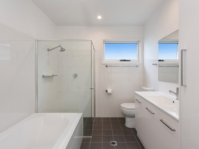 12 Werrina Parade, Blue Bay NSW 2261