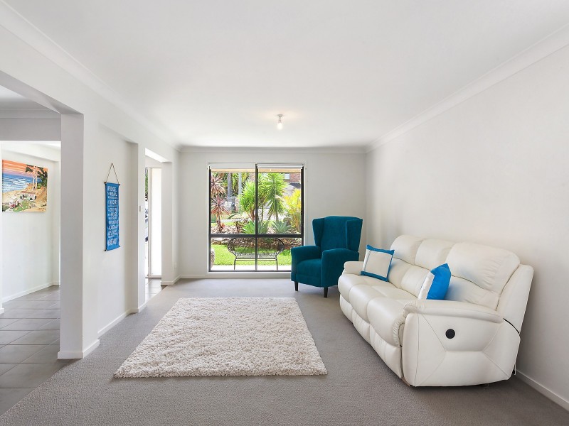 13 Heights Crescent, Wamberal NSW 2260