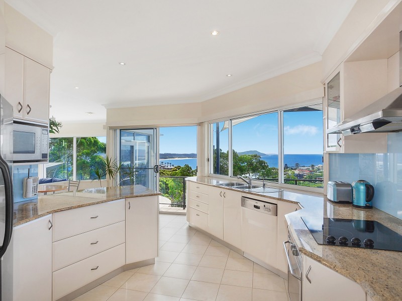 11 John Gray Close, Terrigal NSW 2260