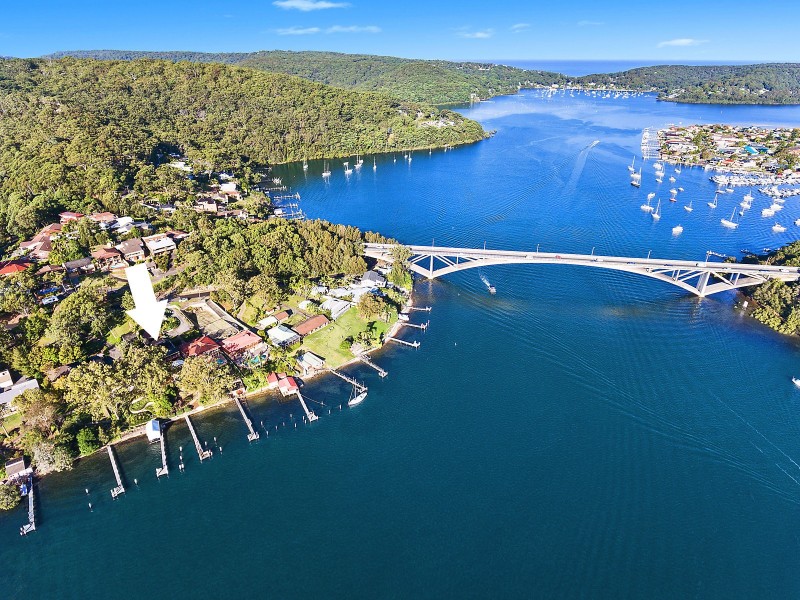 64 Daley Avenue, Daleys Point NSW 2257