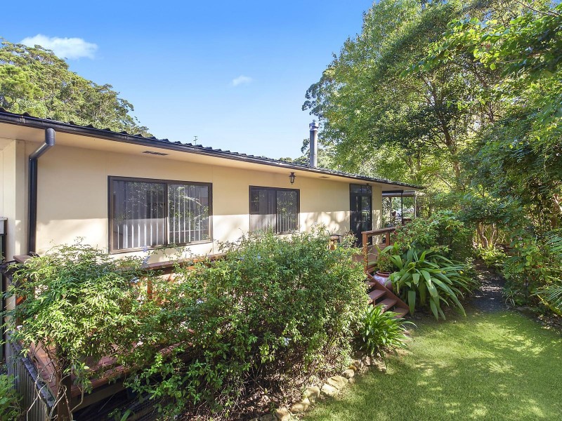 7 Walder Crescent, Avoca Beach NSW 2251