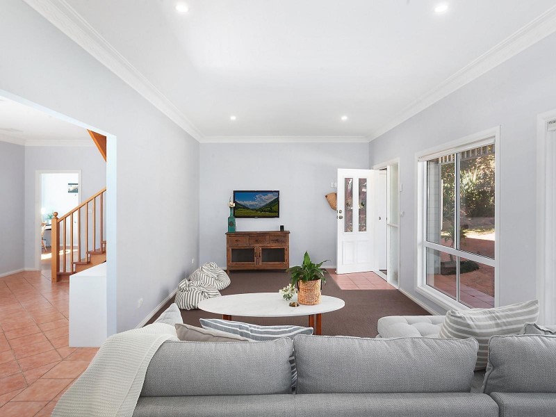 5 Grove Road, Wamberal NSW 2260