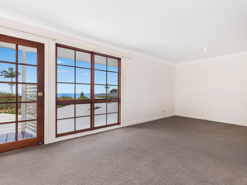 12 McGee Avenue, Wamberal NSW 2260