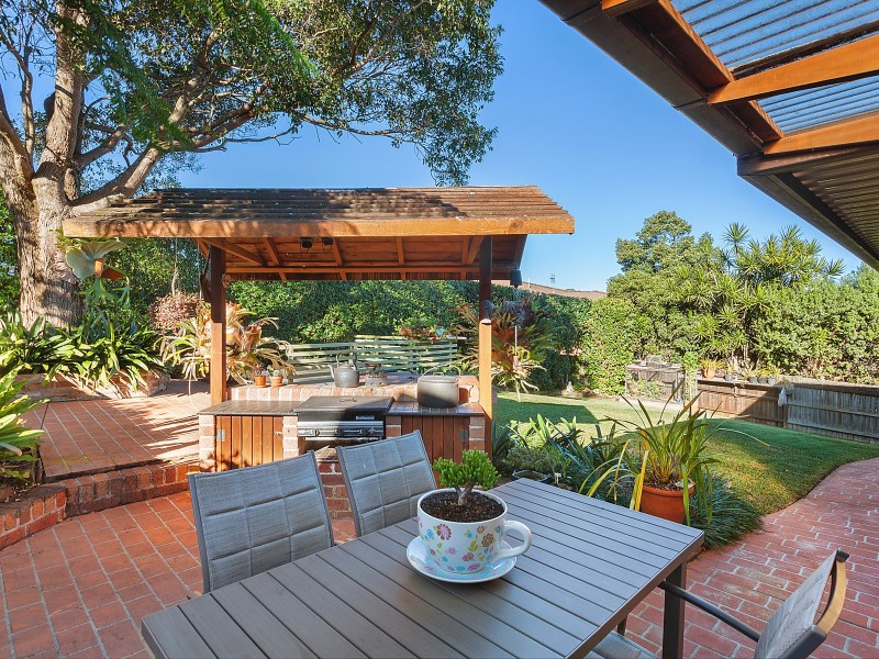 18 Plymouth Drive, Wamberal NSW 2260