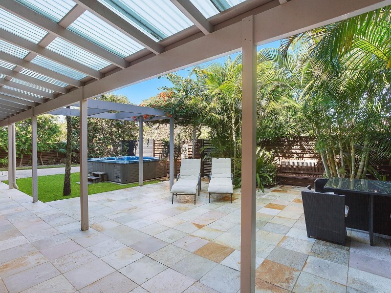 31 Renown Street, Wamberal NSW 2260