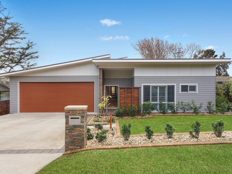 33 Grove Road, Wamberal NSW 2260