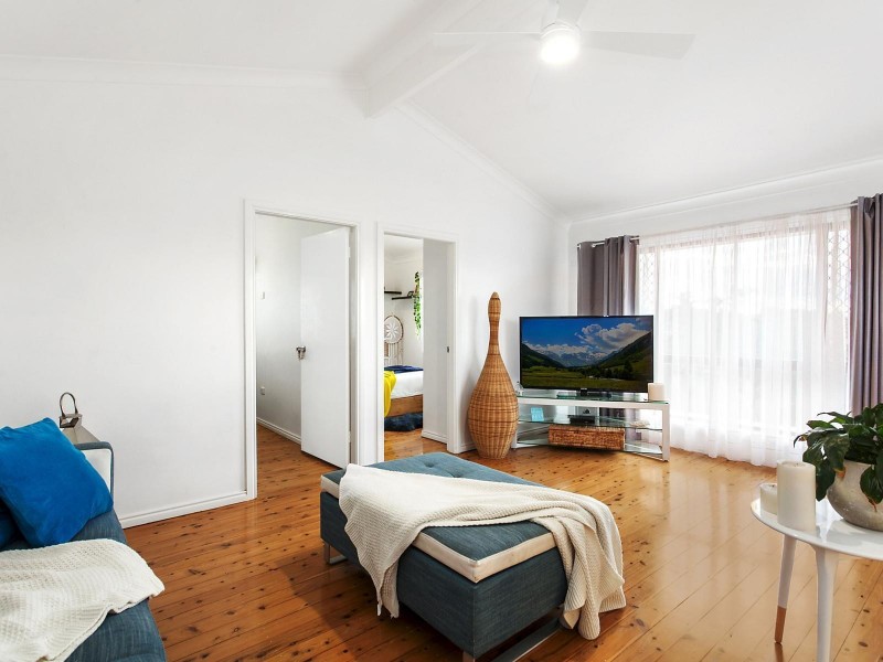 35 Hutton Road, The Entrance North NSW 2261