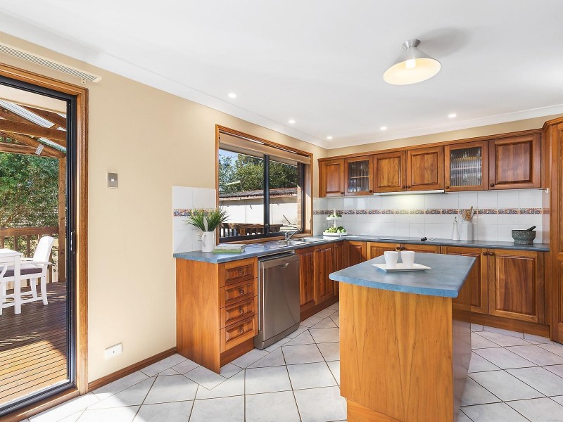 14 Moonah Avenue, Saratoga NSW 2251