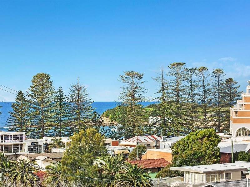 1/32 Campbell Crescent, Terrigal NSW 2260