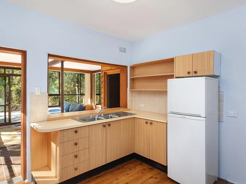 13 Macmaster Parade, Macmasters Beach NSW 2251