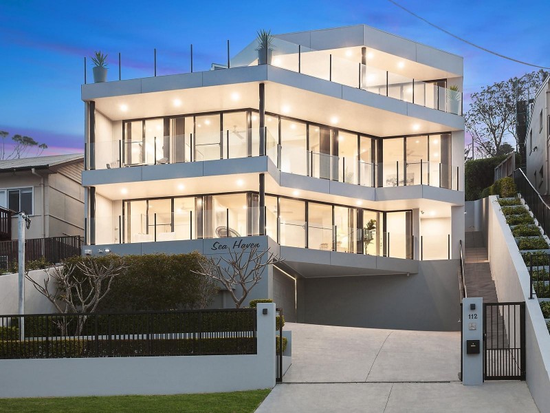 112 Avoca Drive, Avoca Beach NSW 2251