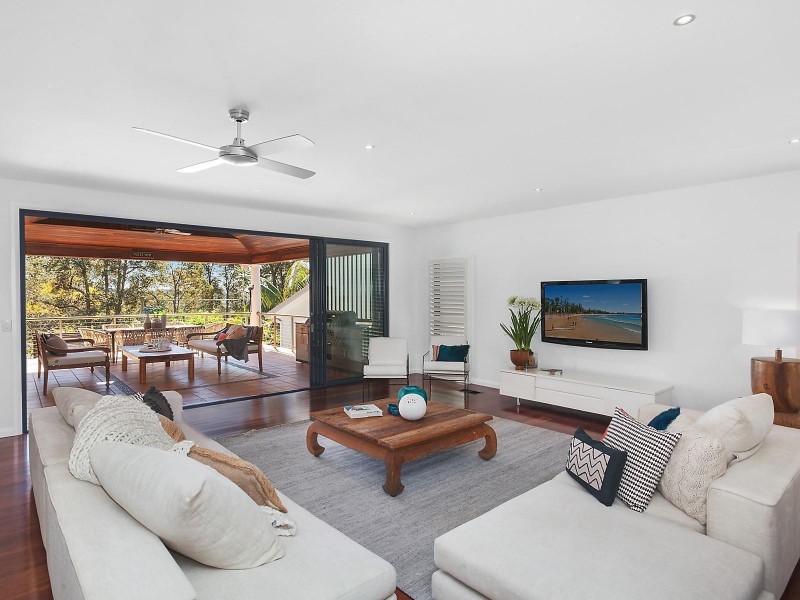 12 Hilltop Road, Wamberal NSW 2260