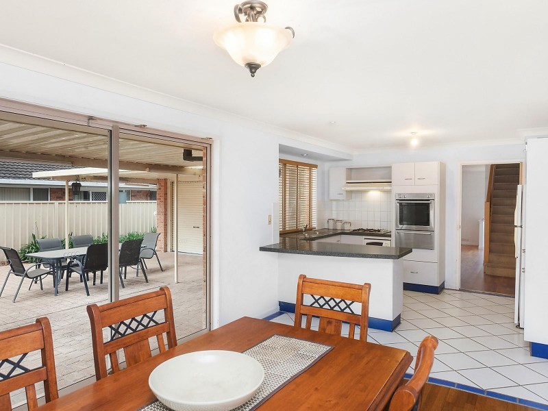 2 Eden Grove, Erina NSW 2250