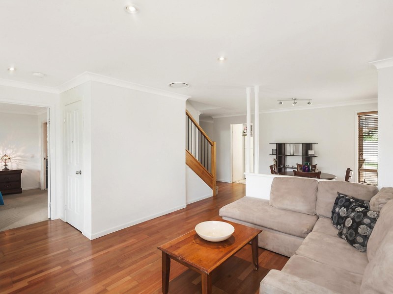 2 Eden Grove, Erina NSW 2250