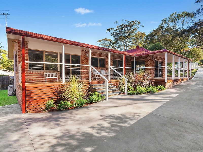 219 The Round Drive, Avoca Beach NSW 2251
