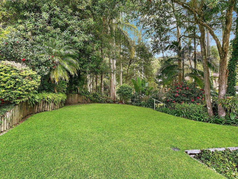 8 Finley Avenue, East Gosford NSW 2250