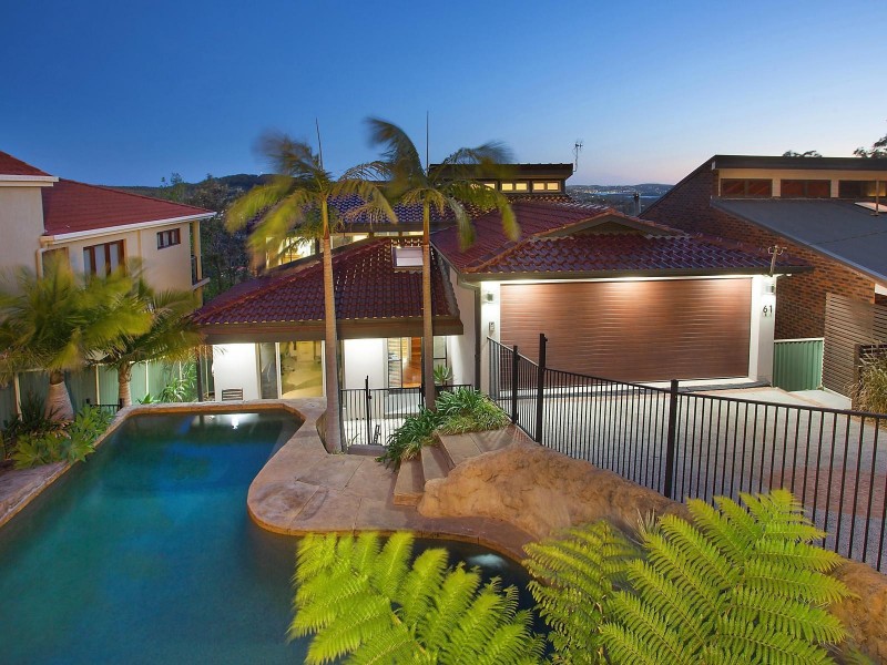 61 Berne Street, Bateau Bay NSW 2261