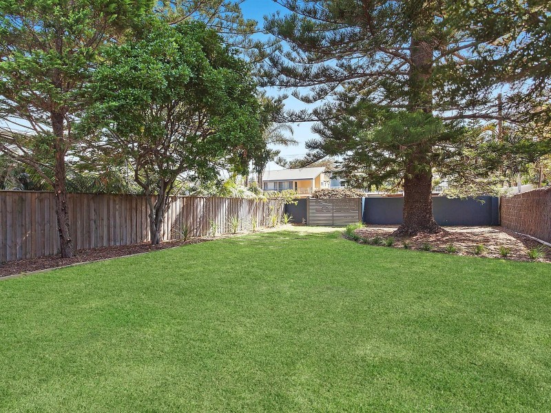 30 North Avoca Parade, North Avoca NSW 2260