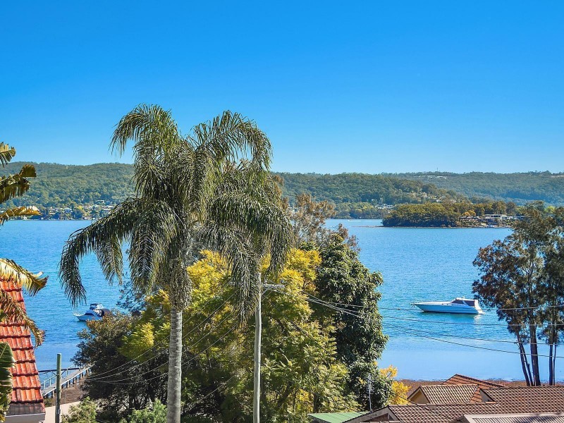295A Avoca Drive, Green Point NSW 2251