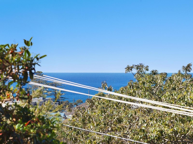 11 Parry Avenue, Terrigal NSW 2260