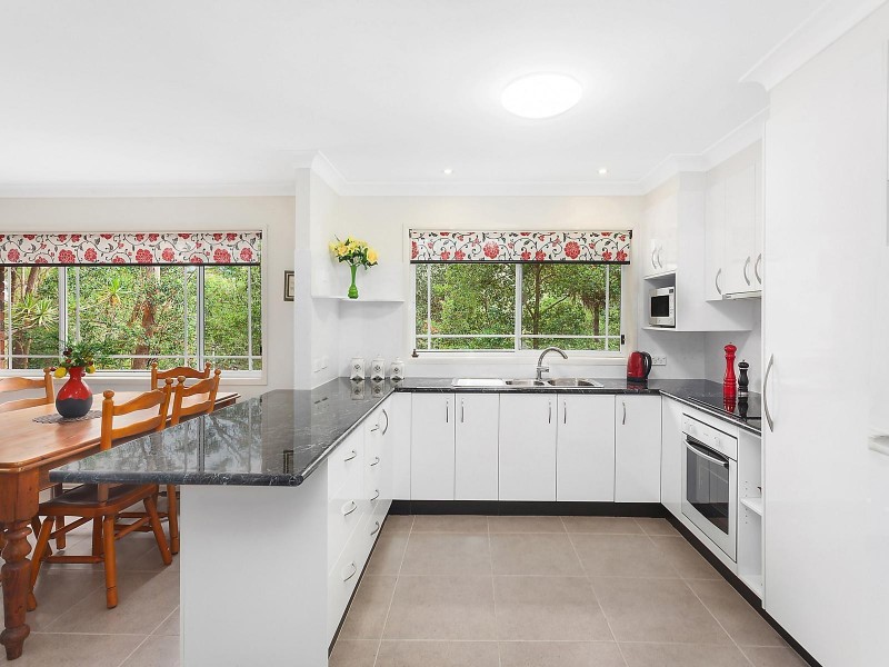 11 The Outlook, North Gosford NSW 2250